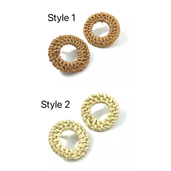le chc Jewelry - Wood Straw Rattan Knit Stud Earrings